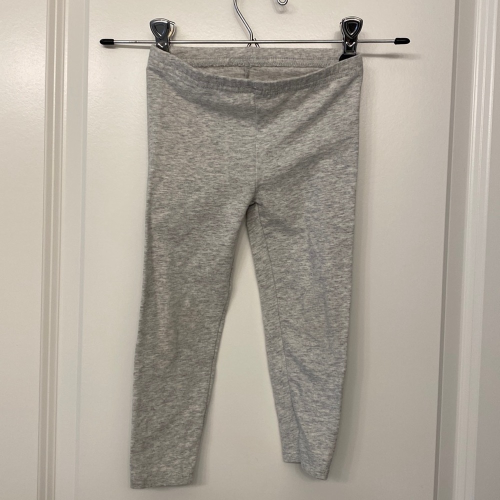 Heathered gray leggings